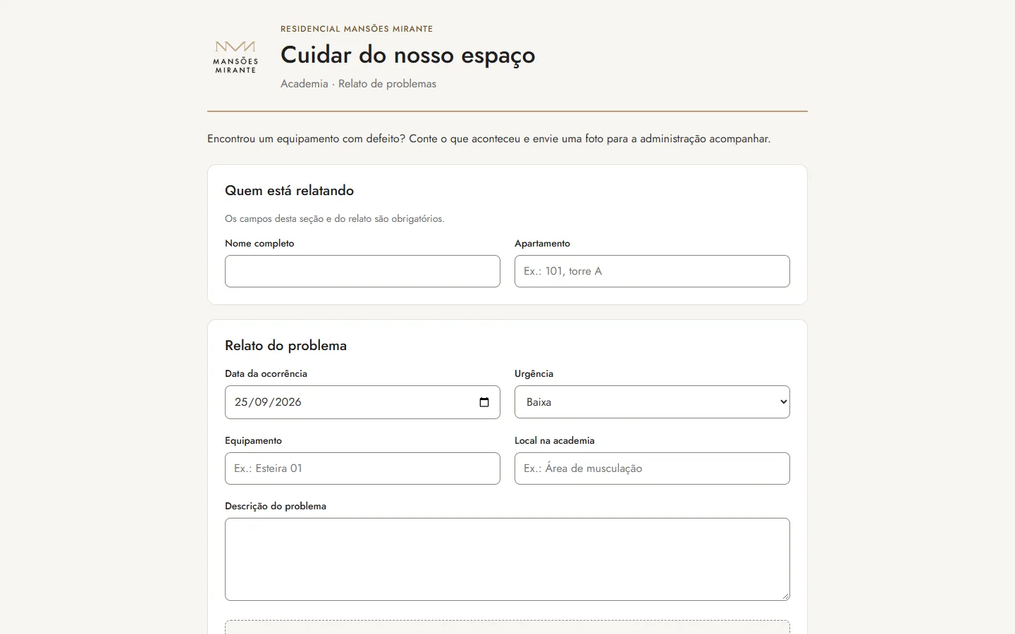 Formulário público para relatar problemas na academia com foto