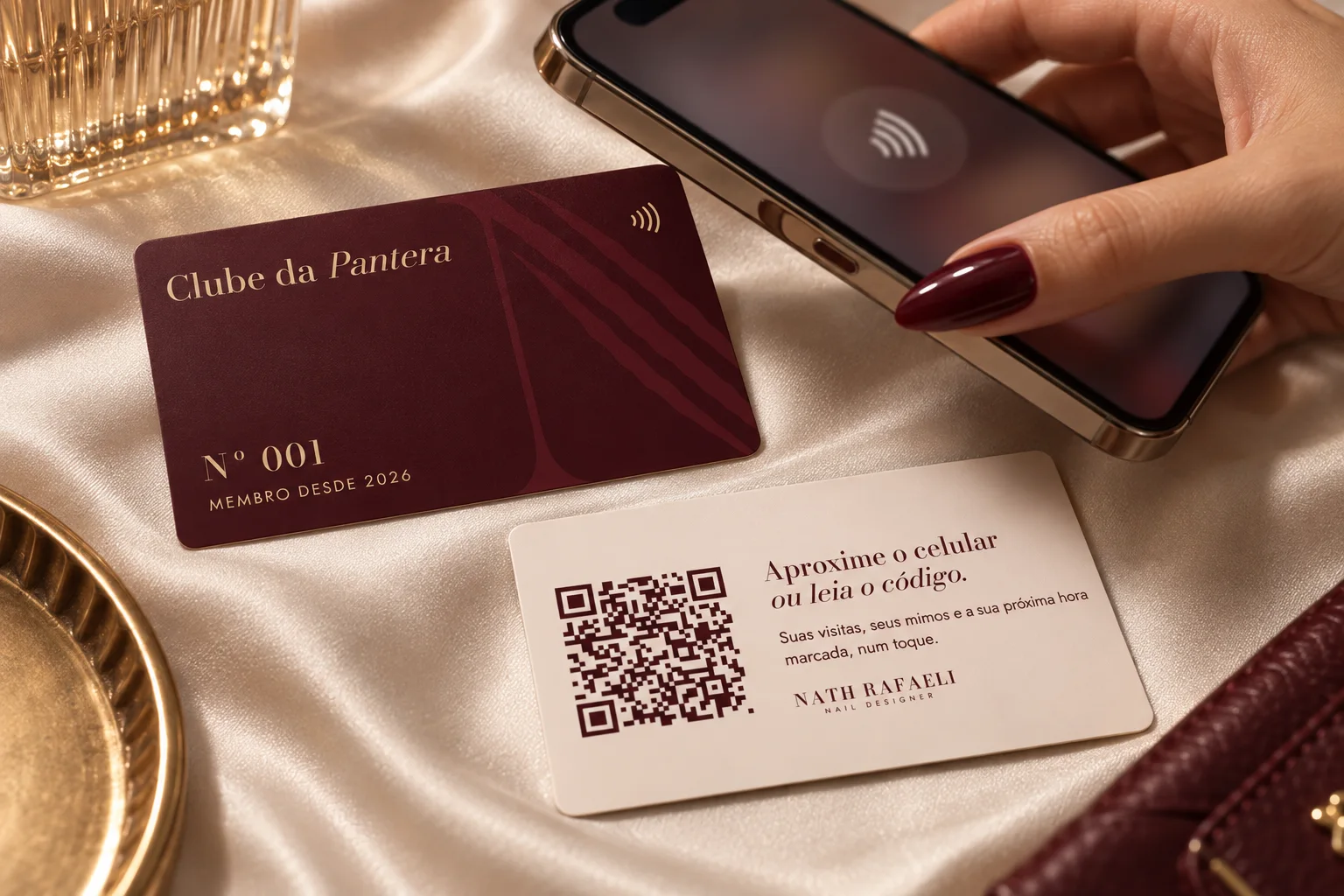 Mockup do cartão de fidelidade Clube da Pantera com NFC e QR